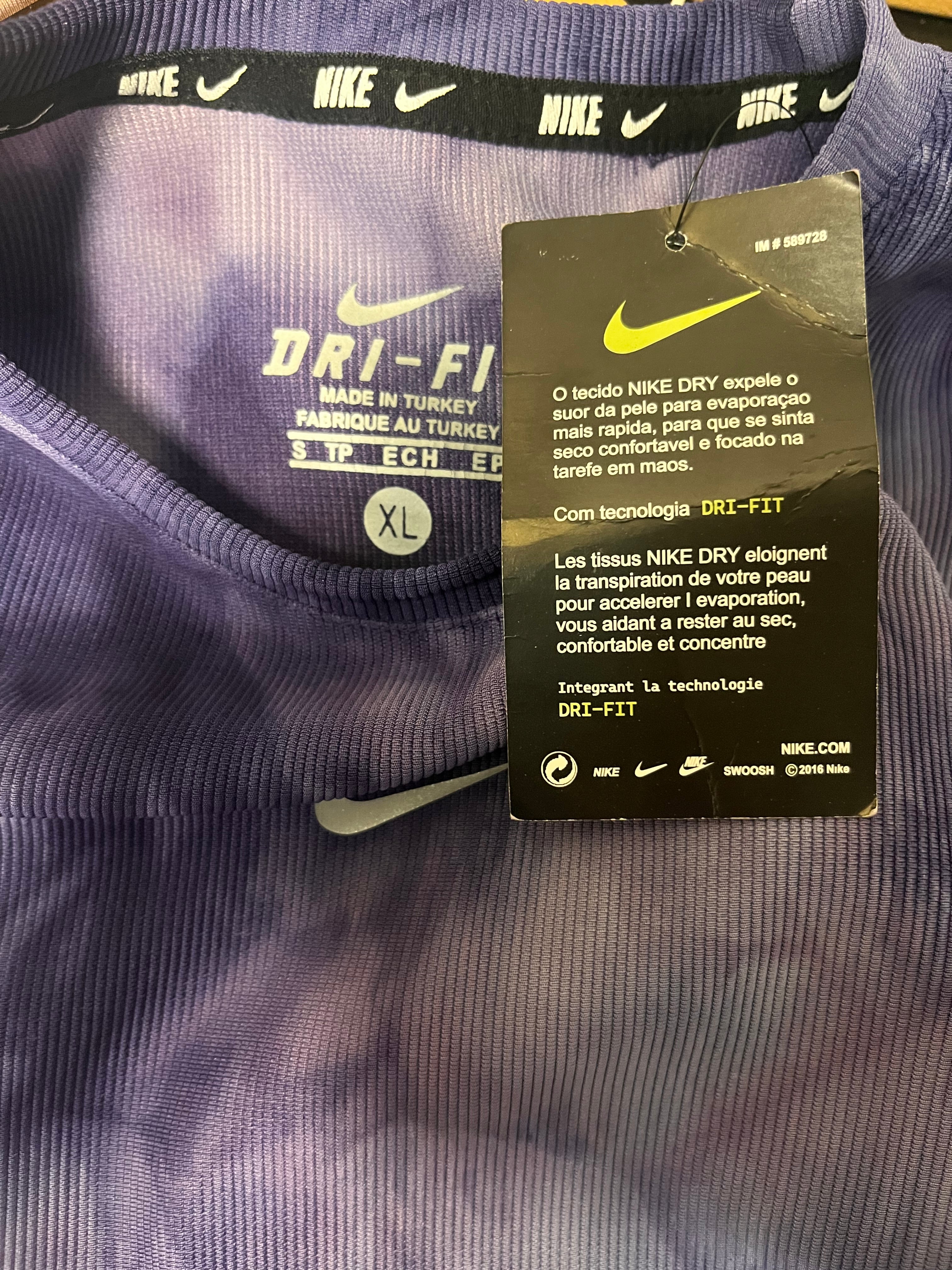 Crop Top Nike