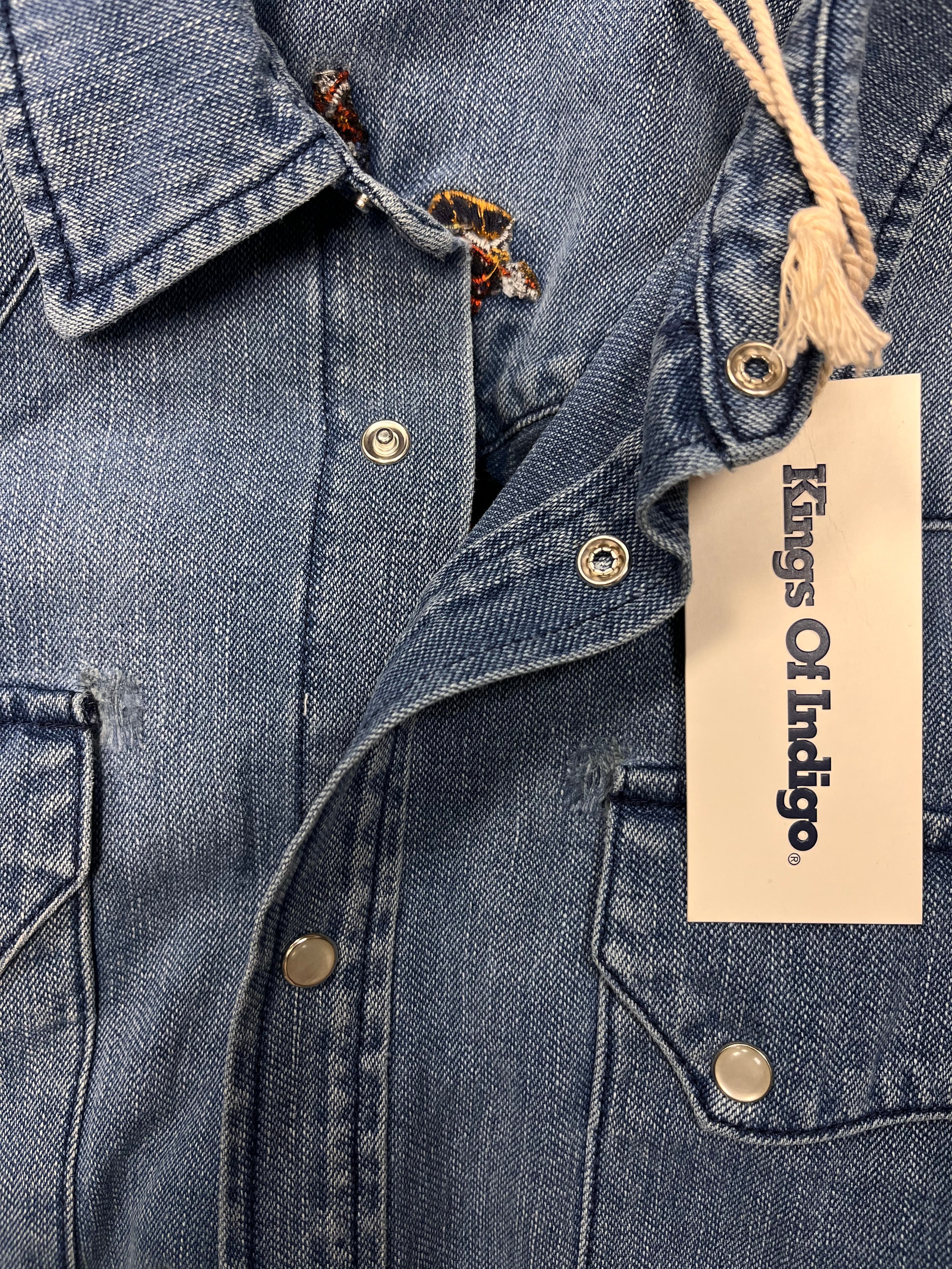 Cămașă - Kings of Indigo realizata din 100% bumbac organic și materiale reciclate
