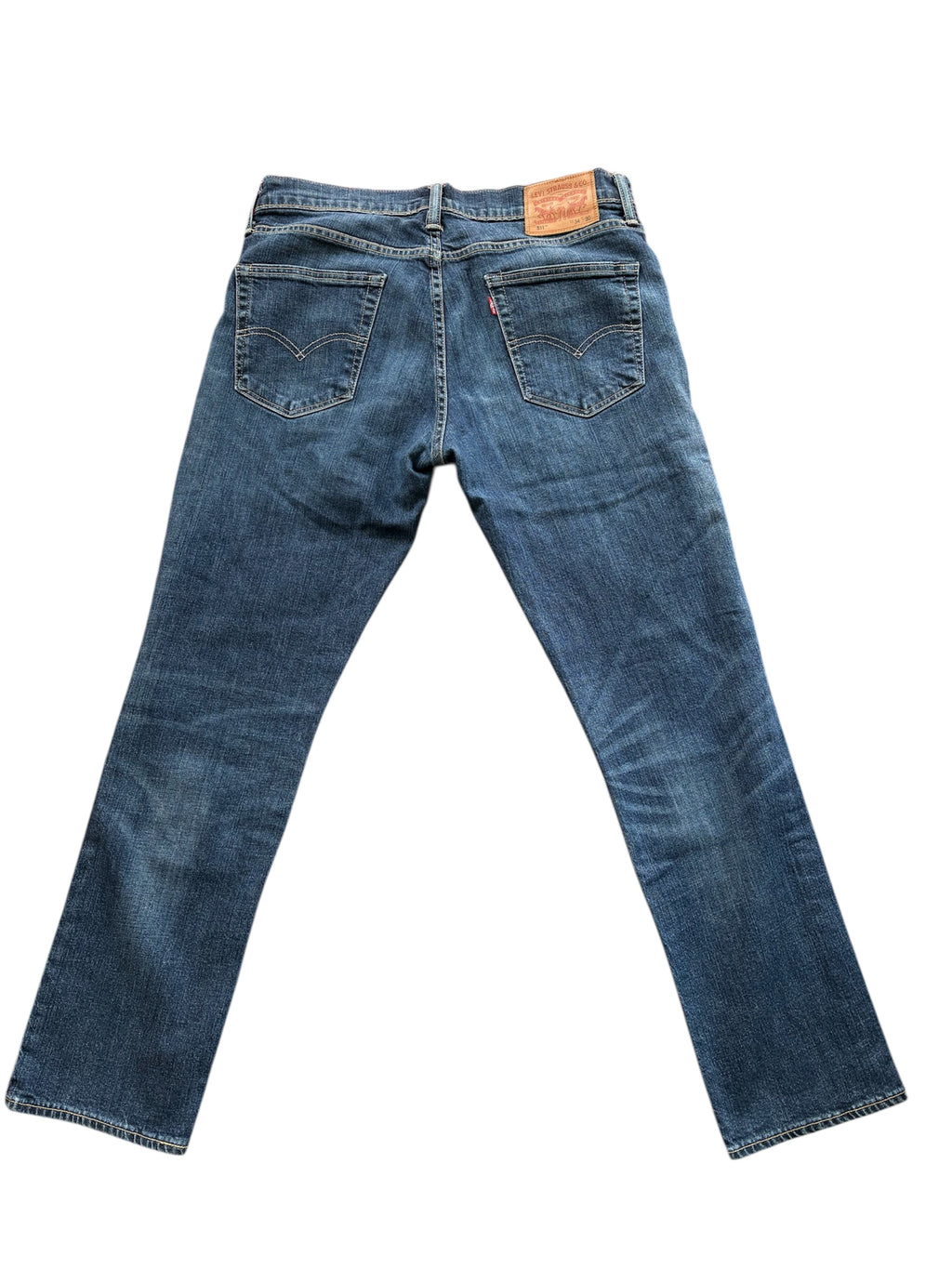 Blugi premium Levi’s – denim autentic, stil clasic reinterpretat