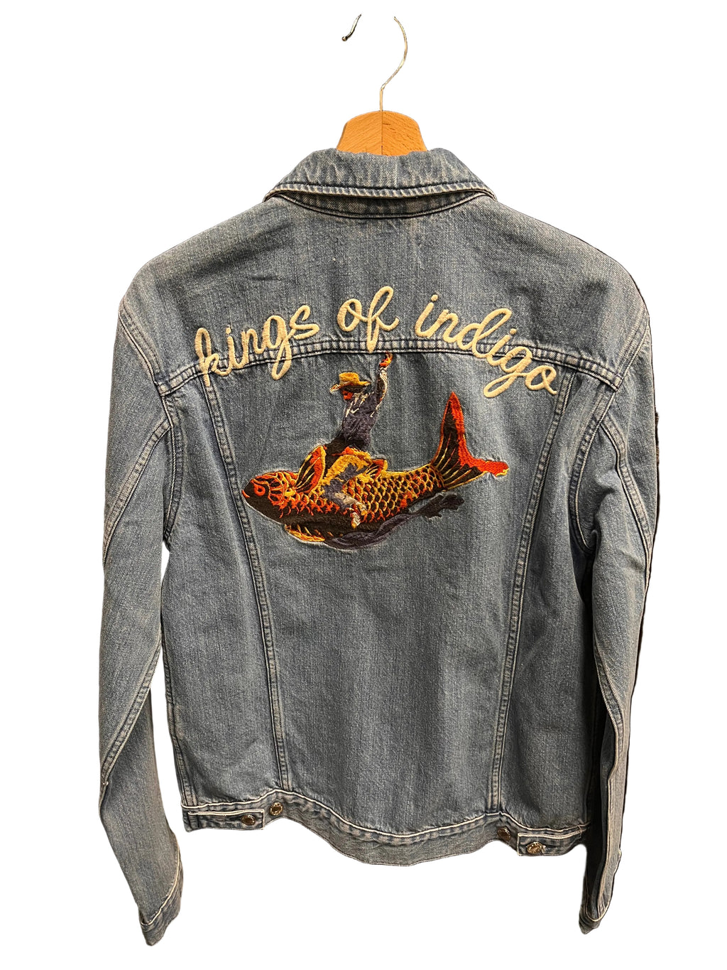 Geacă denim - Kings Of Indigo, realizată din 100% bumbac organic