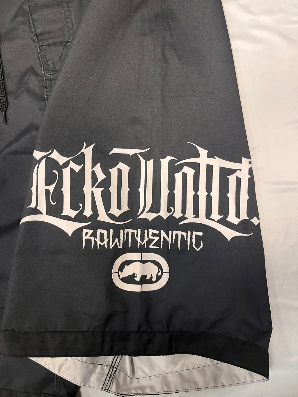 Short Ecko